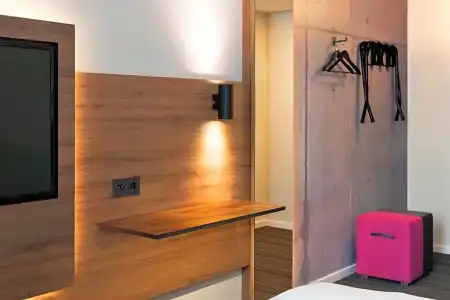 MOXY Stuttgart Airport/Messe - 42