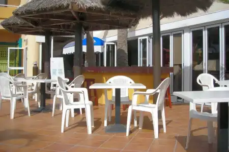LIVVO Anamar Suites - 40