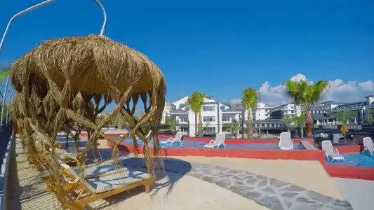 Dream World Palace - 26