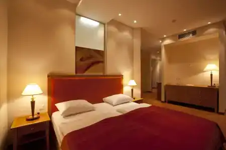 Amber Spa Boutique - 3