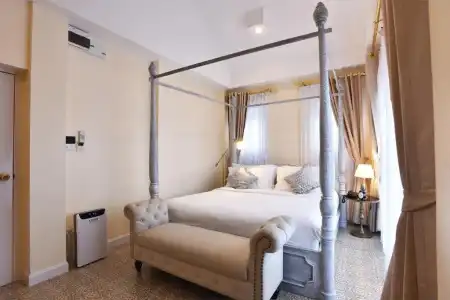 Noursabah Bed Bangkok - 196