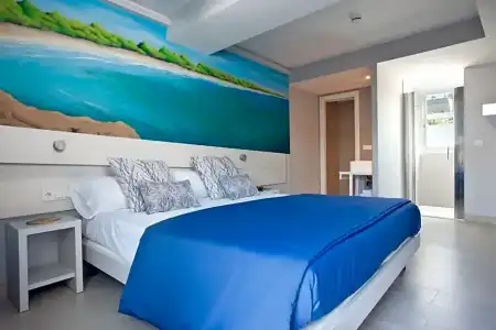 Ryans La Marina - 127