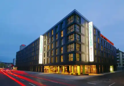 Courtyard by Marriott Cologne - 0