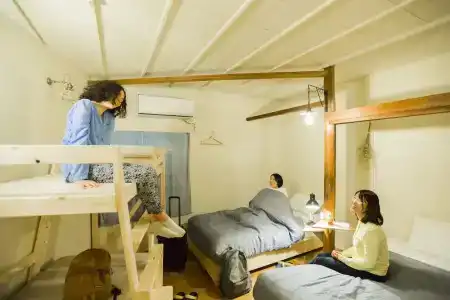 Guest House MAYA - Hostel - 50