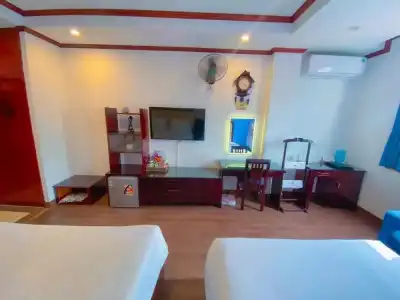 - 61 Luong Ngoc Quyen - 21
