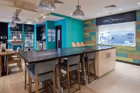 Premier Inn London Tottenham Hale - 14