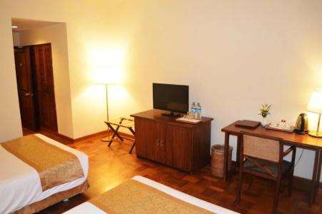 Inya Lake - 51