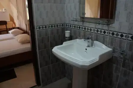 Tandem Guesthouse - 30