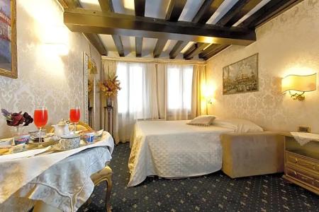 Ca' Della Loggia - 35