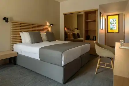 Fos DownTown Suites - 80
