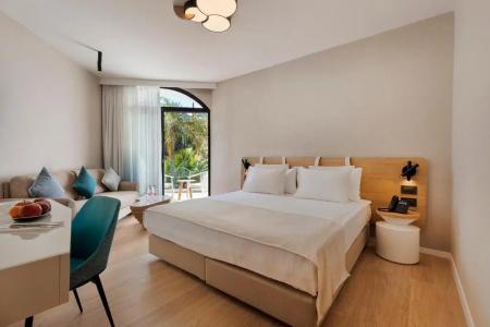 Gai Beach Resort Spa - 28