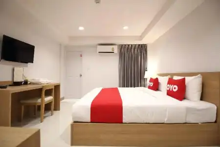 Super OYO 483 Pannee Khaosan - 19