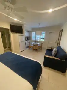 High Noon Beach Resort - 22