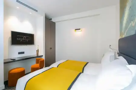 Hôtel Scarlett - 89