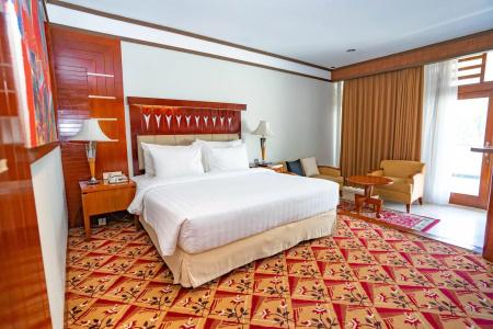 Savoy Homann - 29