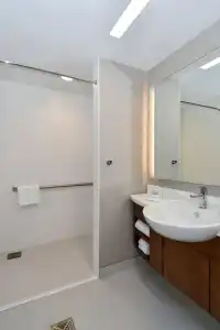 SpringHill Suites Charlotte City Center - 49