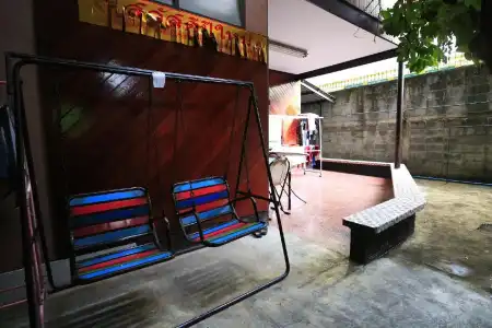 Anurak Guesthouse - 9