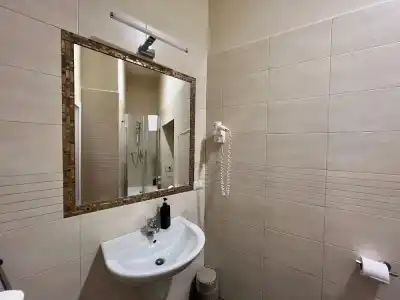 Be Your Home - Guest House Fuori Dal Porto - 59