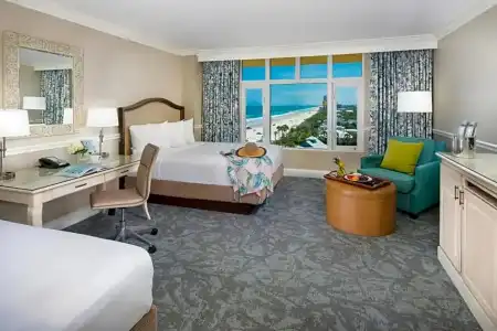 The Shores Resort & Spa - 17