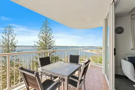 Crystal Bay on the Broadwater - 242