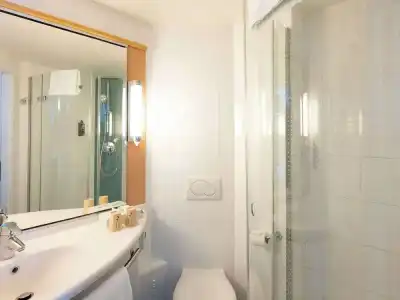 ibis Lausanne Centre - 40