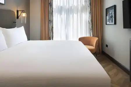 DoubleTree by Hilton London Victoria - 11
