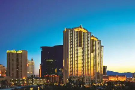 Jet Luxury Elite at the Signature - 24