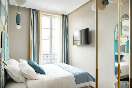 Hôtel Amoi Vieux Port - Marseille - 51