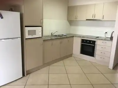 Burleigh Palms Holiday Apartments - 18