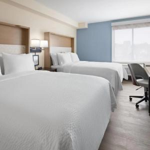 Holiday Inn and Suites Richmond West End by IHG - 29