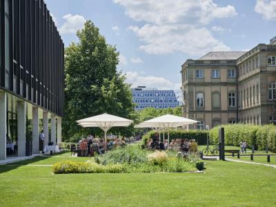 Azenberg Stuttgart, Sure Collection by BW - 43