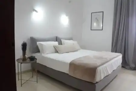 Thelesi Apartments - 101