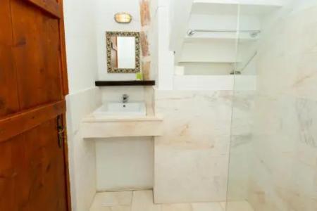 Archondia House - 11