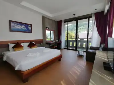 Green View Village Resort - 4