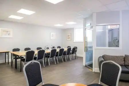 Comfort Inn Birmingham - 12
