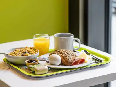 Ibis Budget Berlin Ost - 9