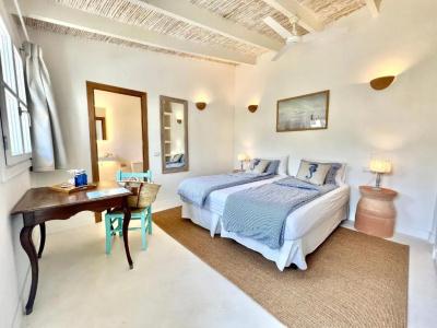 The Sea Club - 204