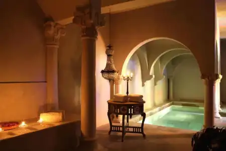 Hôtel Jardins Secrets - 11