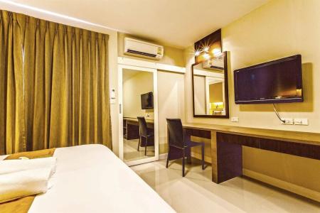 The Aim Sathorn - 18