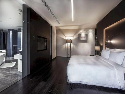Shenzhen 330 - 2