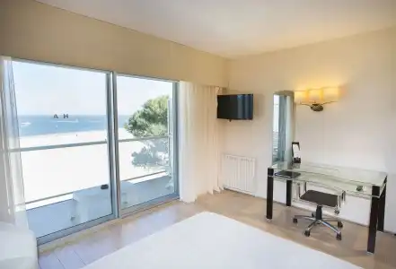 Arc Hôtel sur Mer - 3