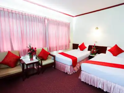 Chumphon Palace - 22