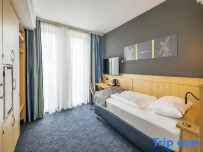 Best Western Plus - 54