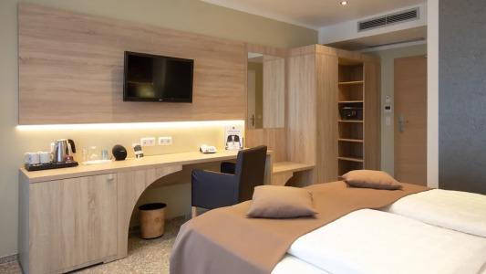 Hotel-Restaurant Barbarossahof - 102