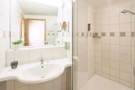 PLAZA INN Koln - 49