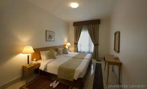 Al Bustan Centre & Residence - 9