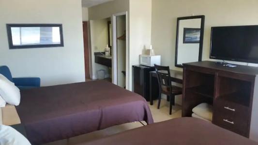 Driftwood Beach Motel - 139