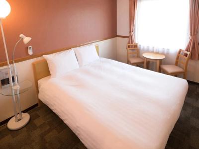 Toyoko Inn Kobe Minatogawa Koen - 94