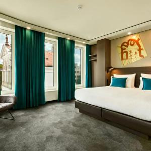 Motel One Warsaw - 30