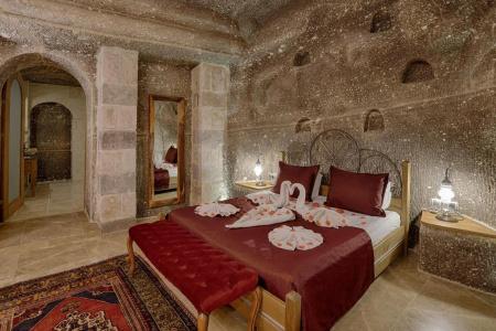Hera Cave Suites - 31